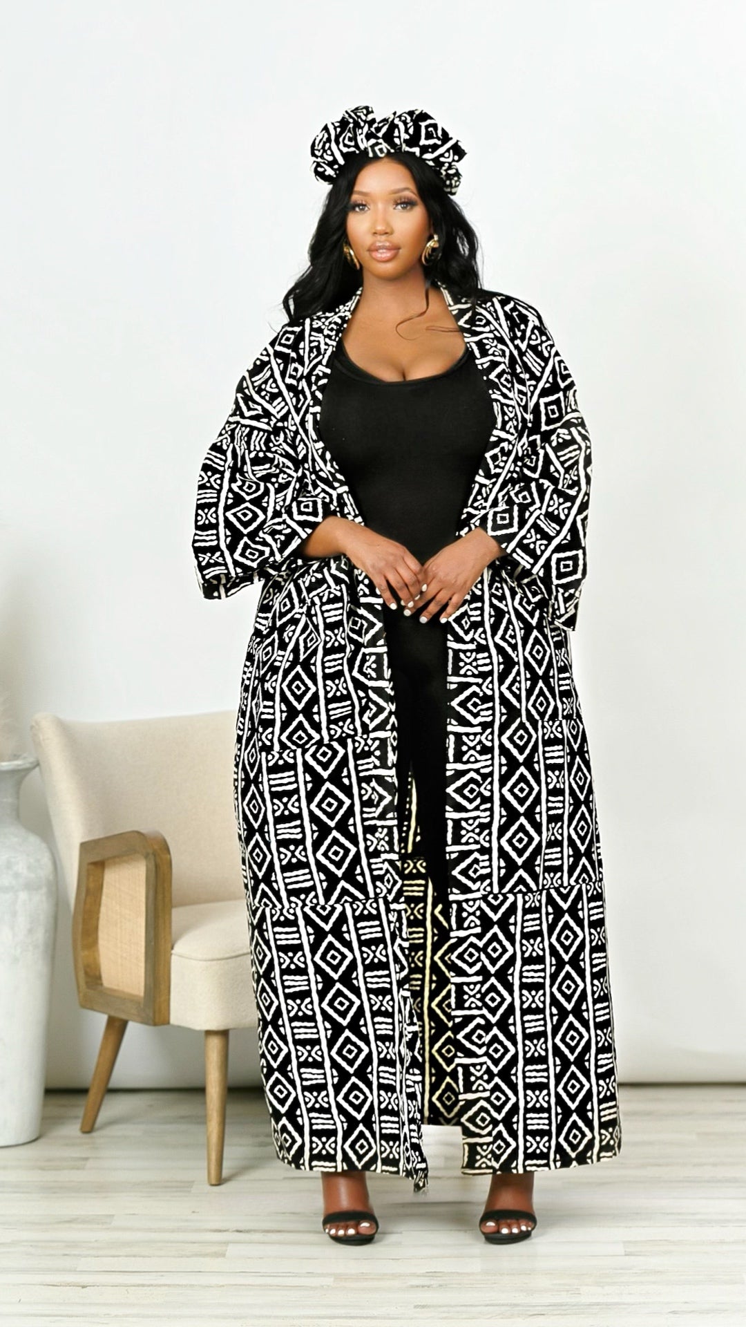 Taiwo Tribal African Print Kimono With Headband *Black